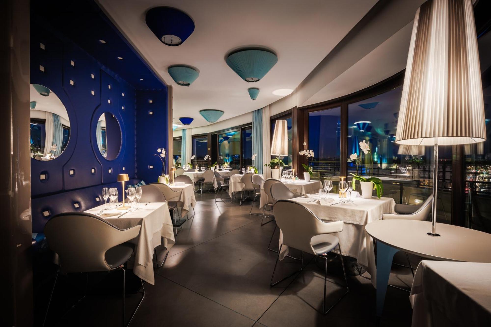 Jr Hotels Bari Grande Albergo Delle Nazioni Zewnętrze zdjęcie Restaurant Blue